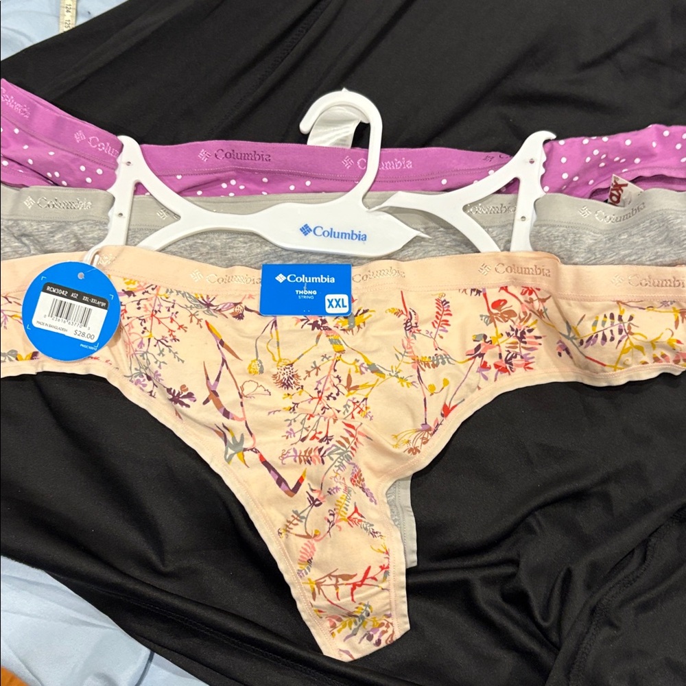 Columbia women ' Peach Floral Stretch Thong - Purple & Gray Pack